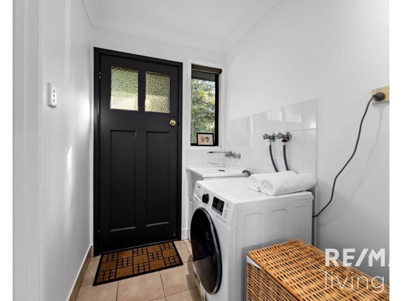 94 Hardgrave Road, Benarkin North QLD 4306