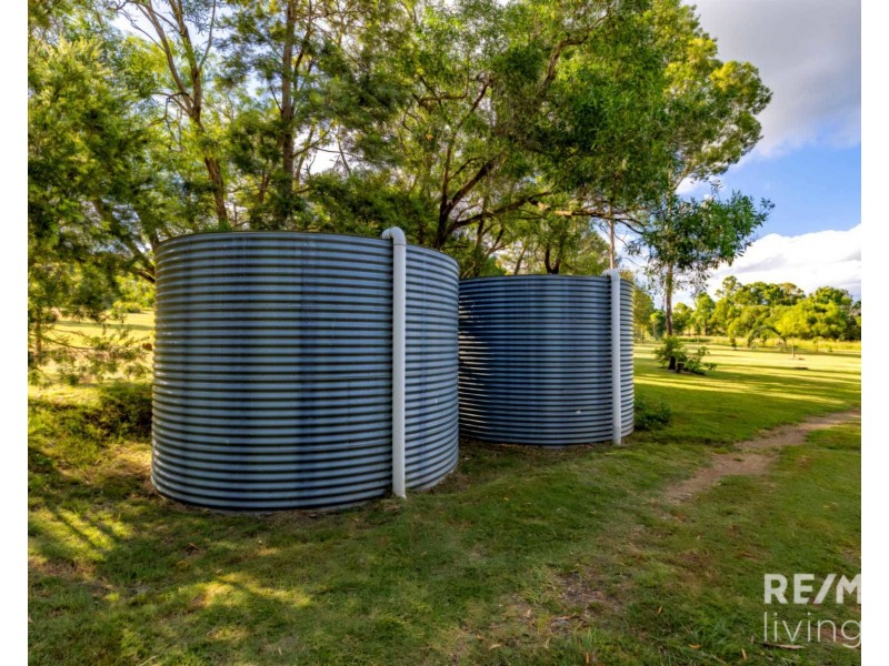 94 Hardgrave Road, Benarkin North QLD 4306