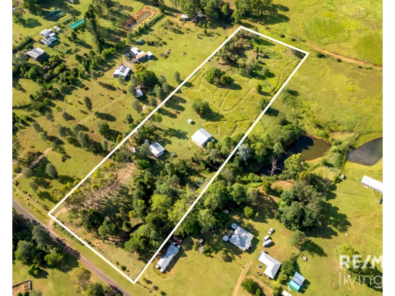 94 Hardgrave Road, Benarkin North QLD 4306