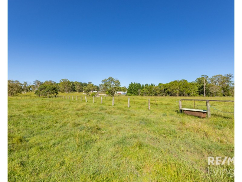 105 Twin View Road, Elimbah QLD 4516