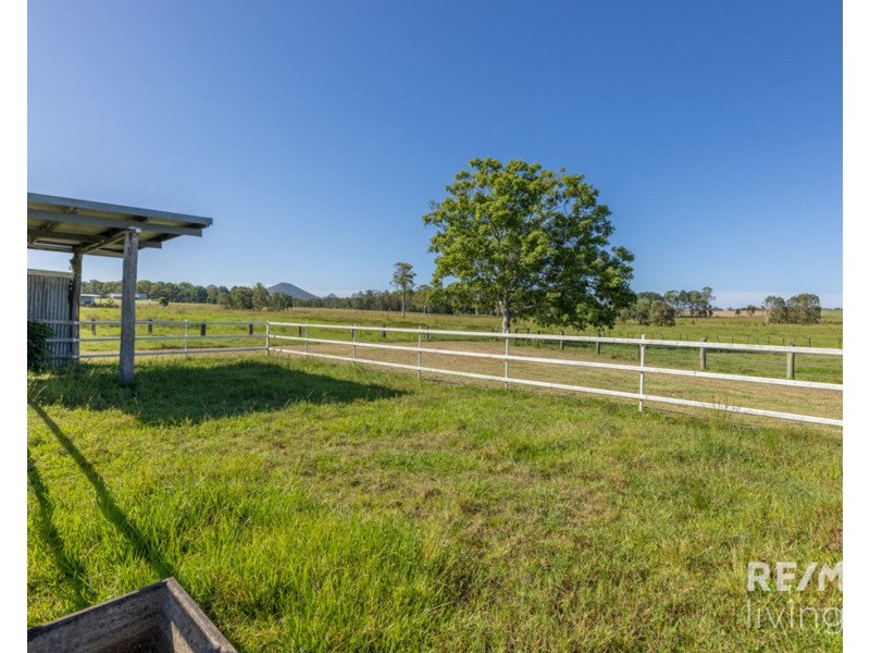 105 Twin View Road, Elimbah QLD 4516