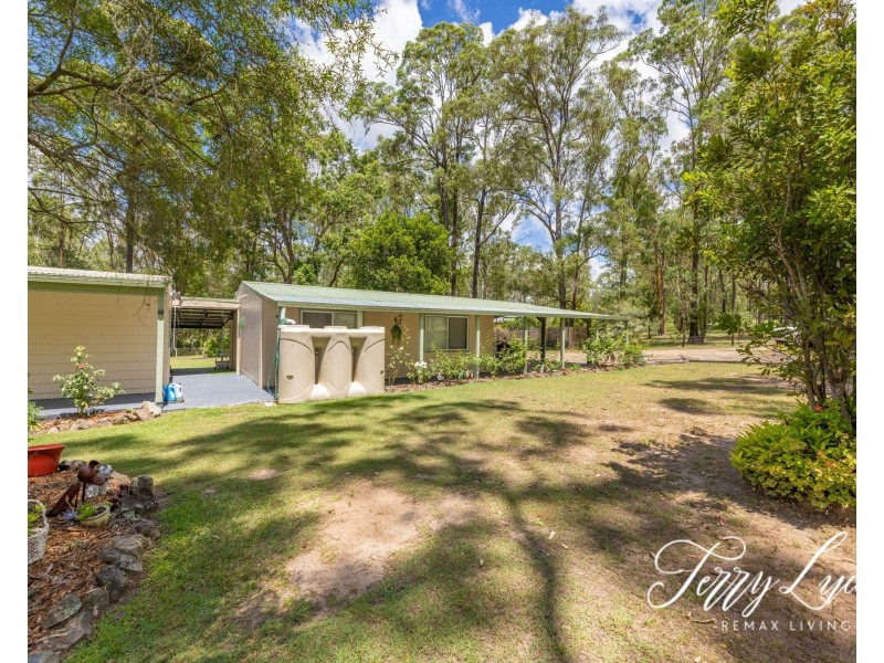 122 Franks Road, Blackbutt QLD 4306