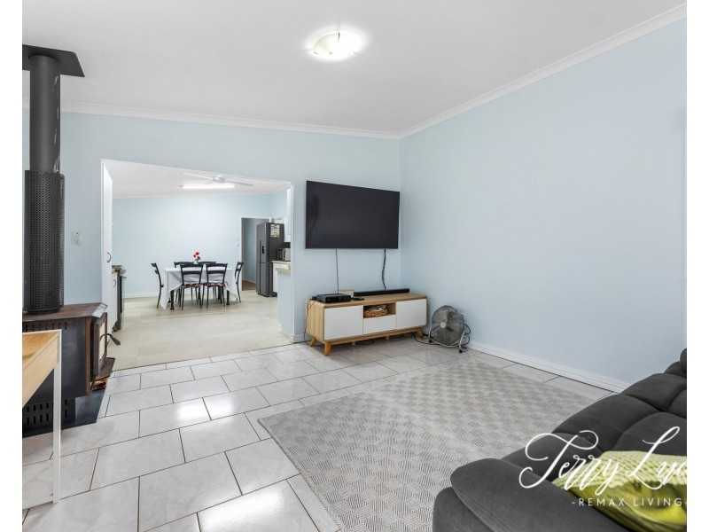 122 Franks Road, Blackbutt QLD 4306