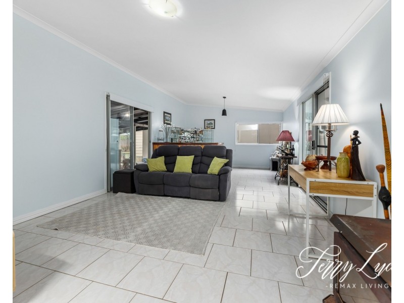 122 Franks Road, Blackbutt QLD 4306