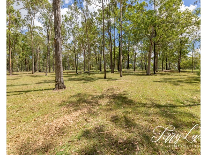 122 Franks Road, Blackbutt QLD 4306