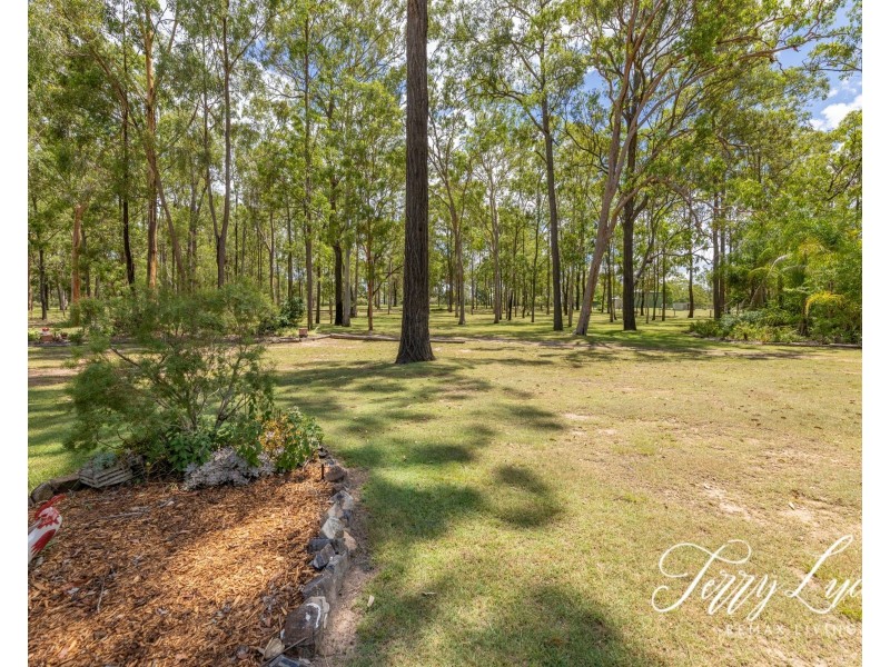 122 Franks Road, Blackbutt QLD 4306