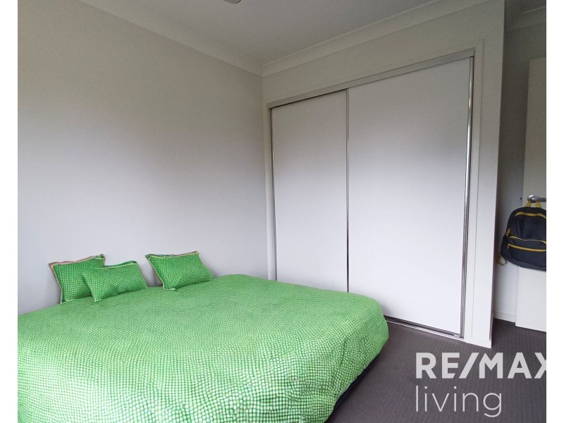 2/1 Llama Court, Dakabin QLD 4503