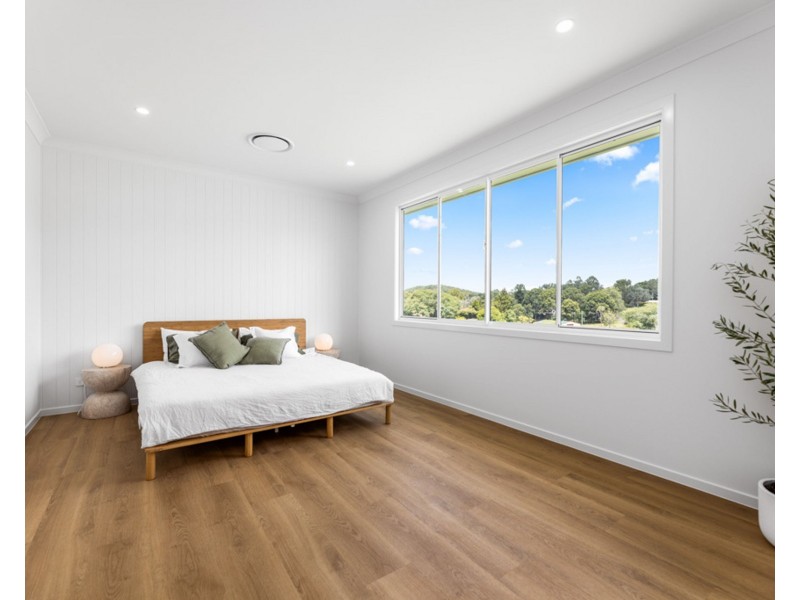 1,4 Pine Tree Drive, Kilcoy QLD 4515