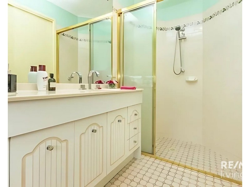 15 Donegal Street, Morayfield QLD 4506