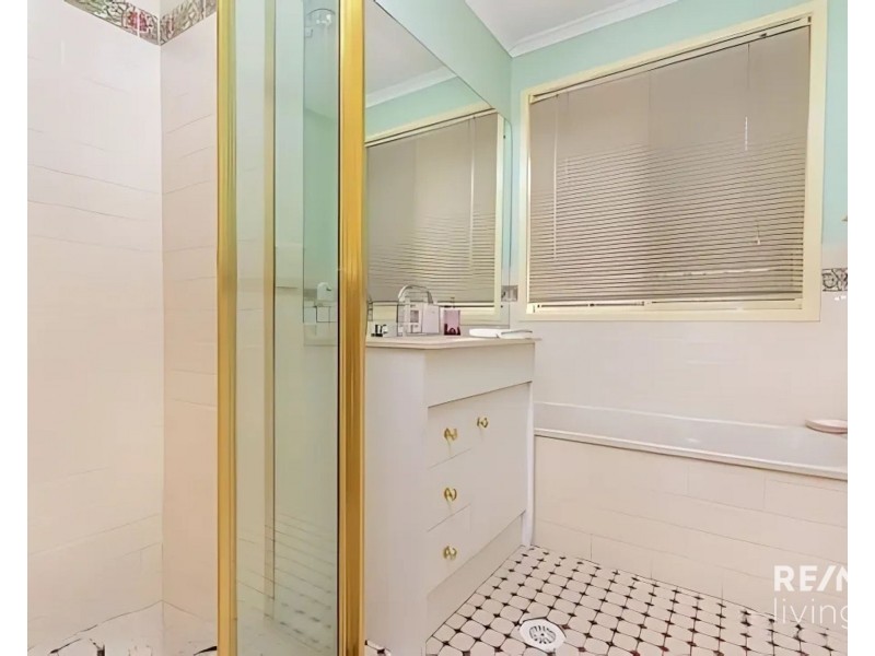 15 Donegal Street, Morayfield QLD 4506