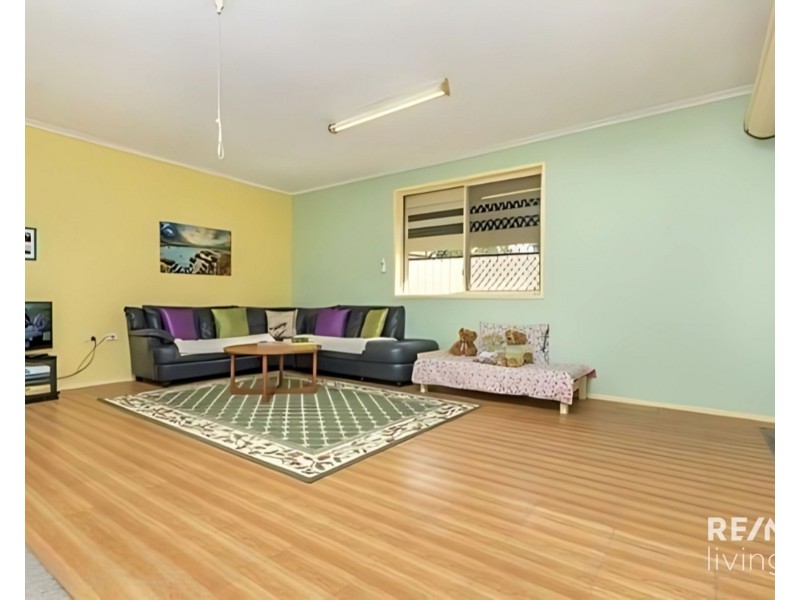 15 Donegal Street, Morayfield QLD 4506