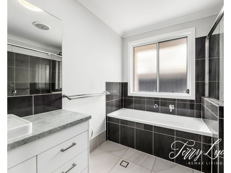 3 Joyner Circuit, Caboolture QLD 4510