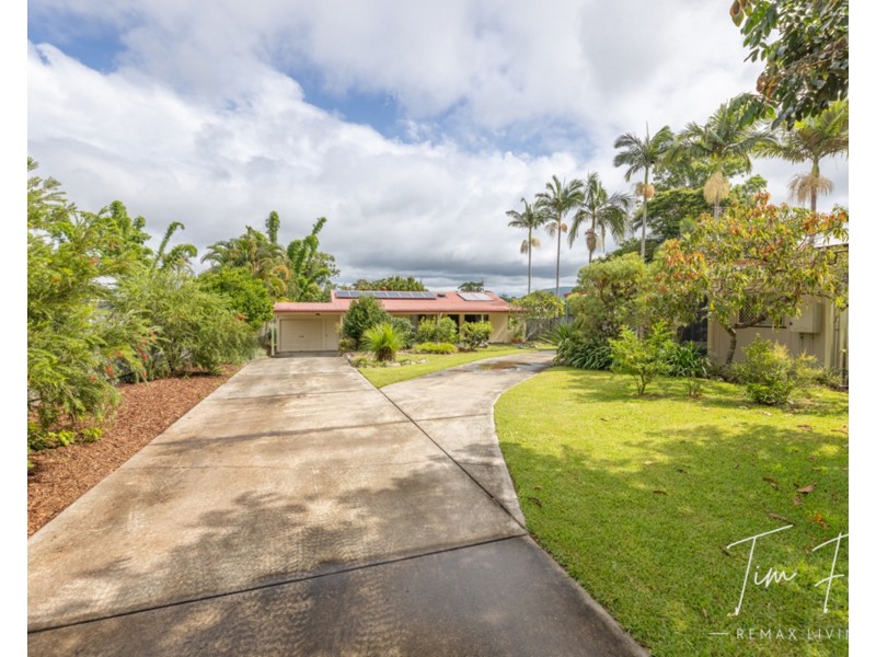 22 Gloucester Street, Woodford QLD 4514