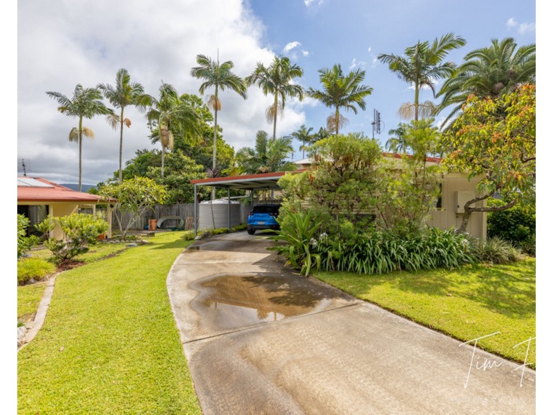 22 Gloucester Street, Woodford QLD 4514
