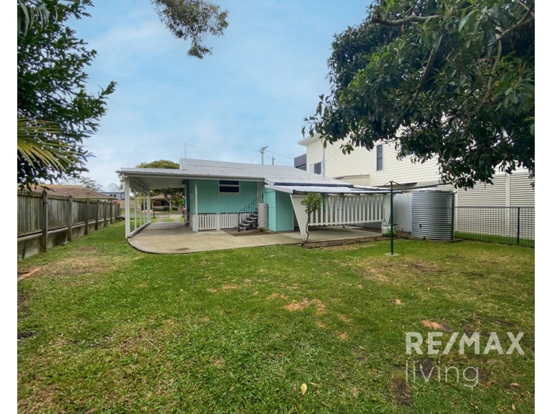 5 Hall Avenue, Bongaree QLD 4507