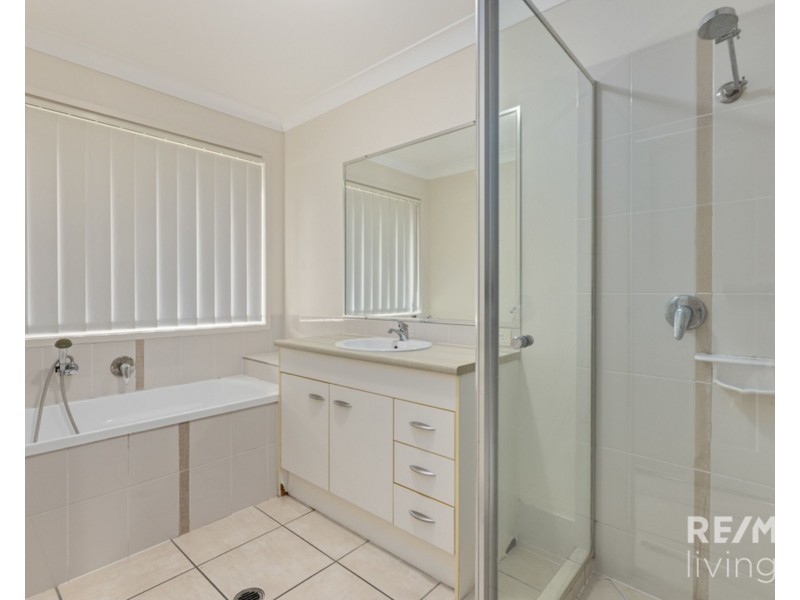 7 Kentia Court, Morayfield QLD 4506