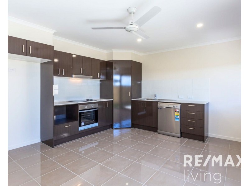 2/100 Meadowview Drive, Morayfield QLD 4506