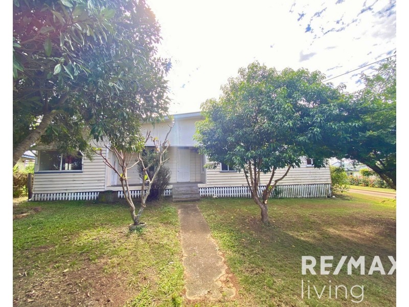 32 Royston Street, Kilcoy QLD 4515