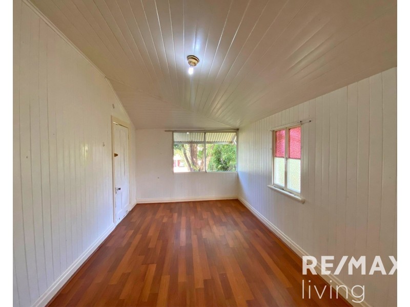 32 Royston Street, Kilcoy QLD 4515