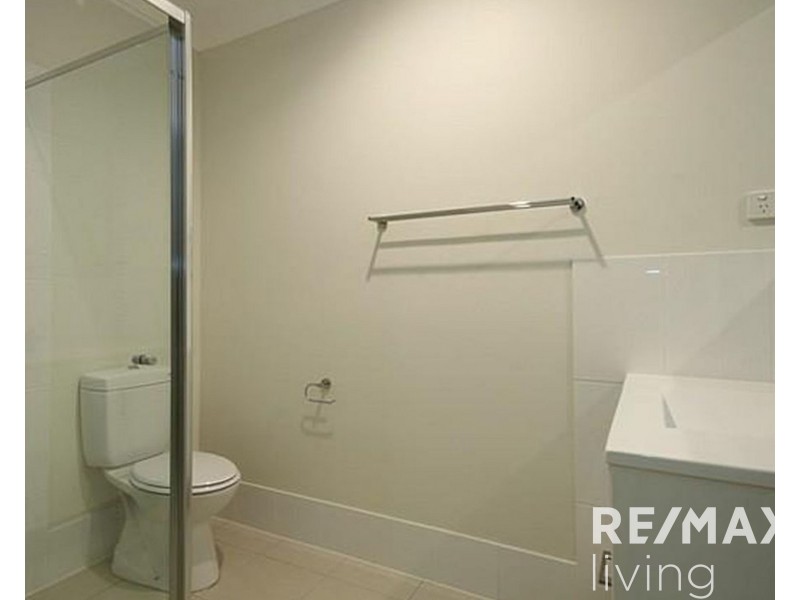 2/72 Ronald Court, Caboolture South QLD 4510