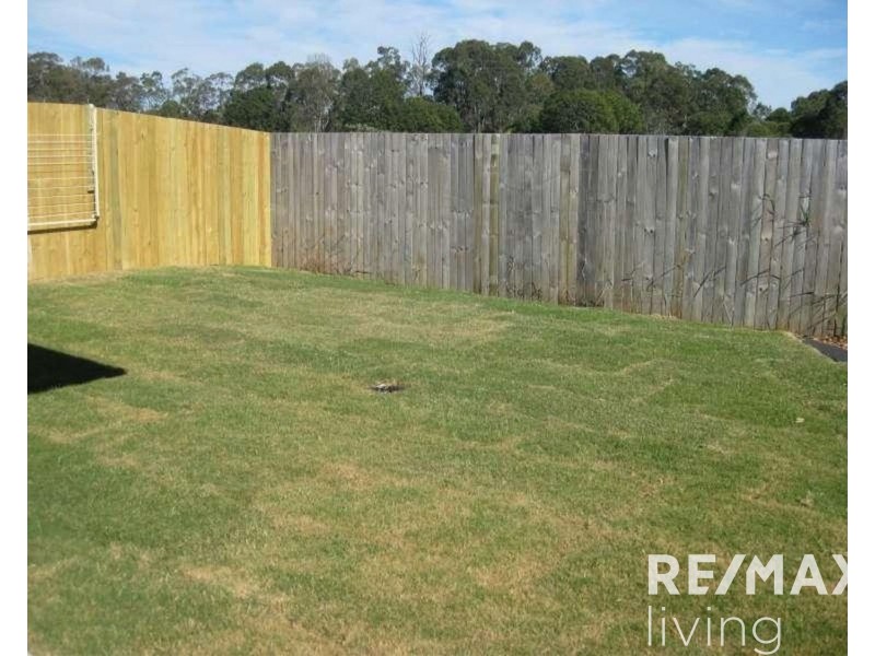 2/72 Ronald Court, Caboolture South QLD 4510