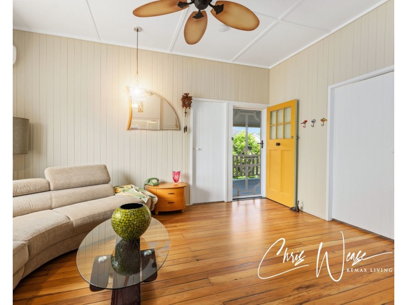 14 Brooker Street, Woodford QLD 4514