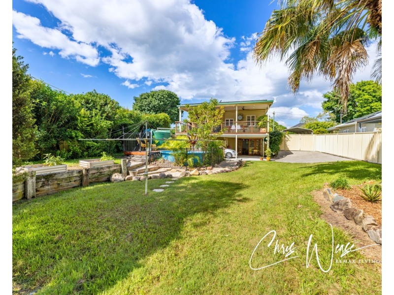 14 Brooker Street, Woodford QLD 4514
