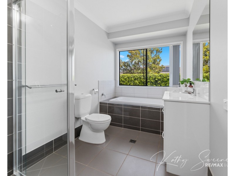 10 Boss Drive, Caboolture South QLD 4510