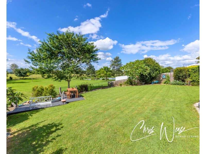34 Hedley Drive, Woolmar QLD 4515