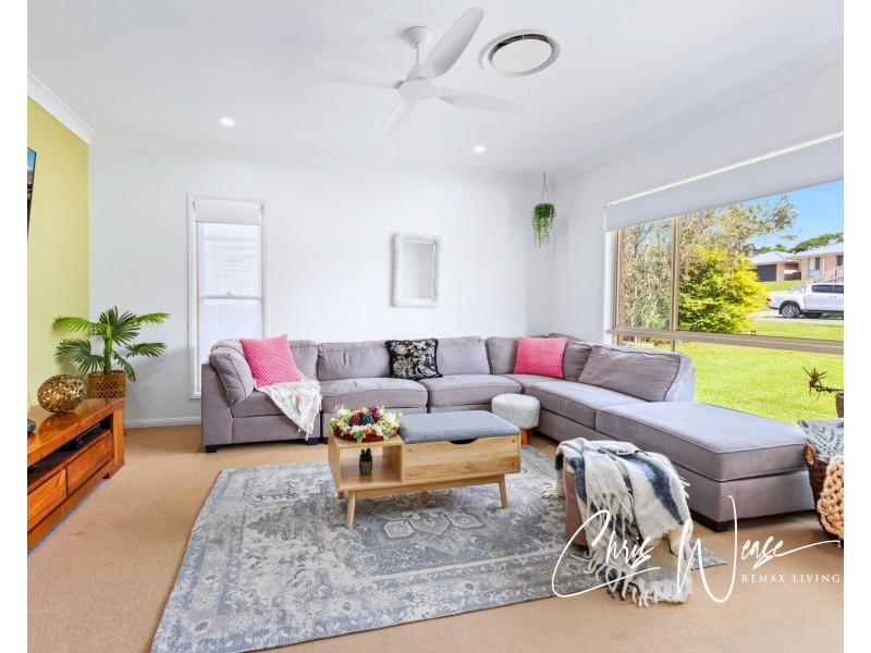 34 Hedley Drive, Woolmar QLD 4515
