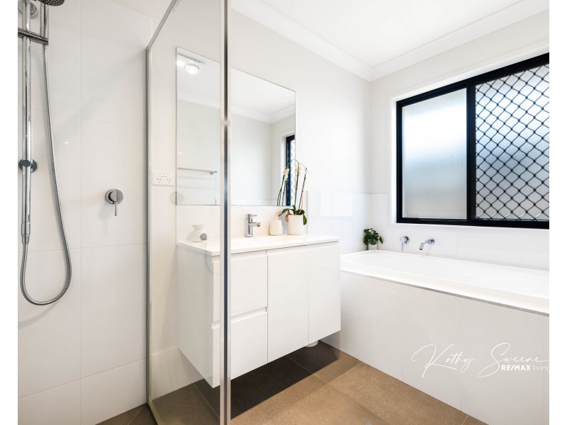 70 Ben Crescent, Caboolture South QLD 4510