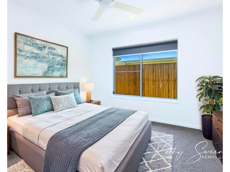 39 Hamilton Road, Woodford QLD 4514