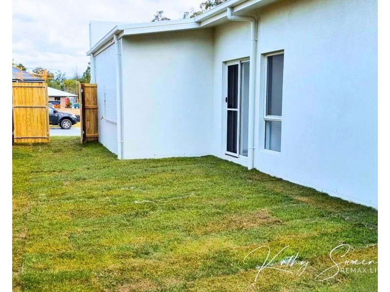 39 Hamilton Road, Woodford QLD 4514