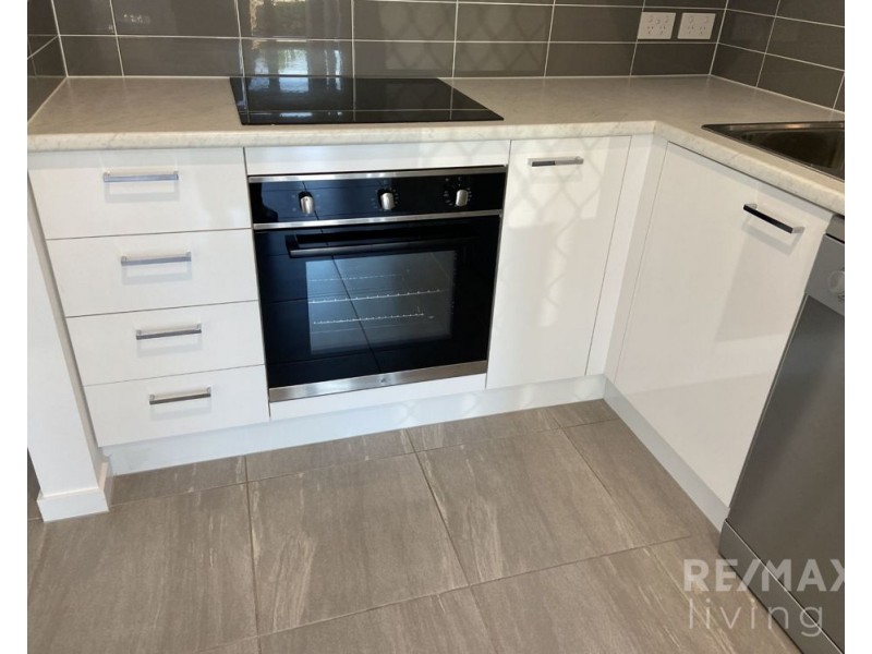 2/2C David Street, Burpengary QLD 4505