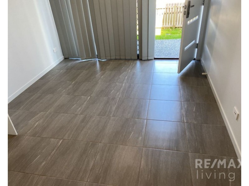 2/2C David Street, Burpengary QLD 4505