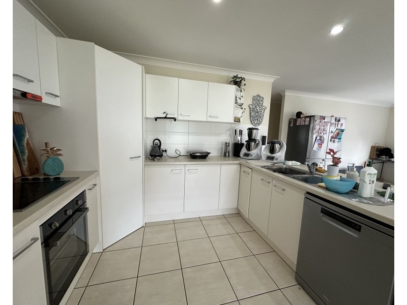 10 Mia Court, Morayfield QLD 4506