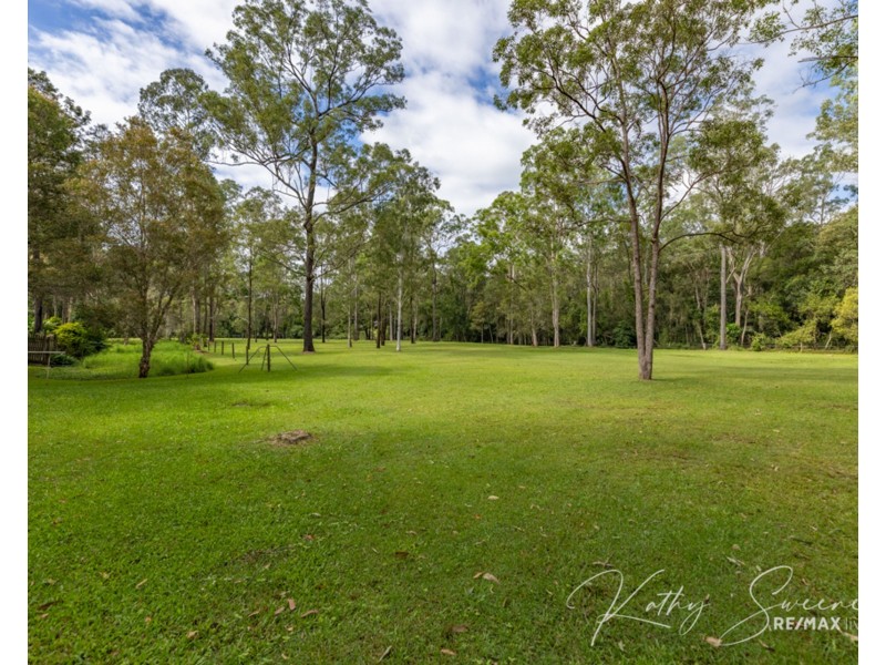 231 Tinney Road, Upper Caboolture QLD 4510