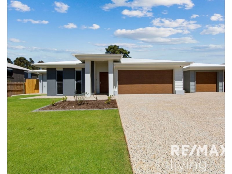 3B Discovery Close, Glass House Mountains QLD 4518