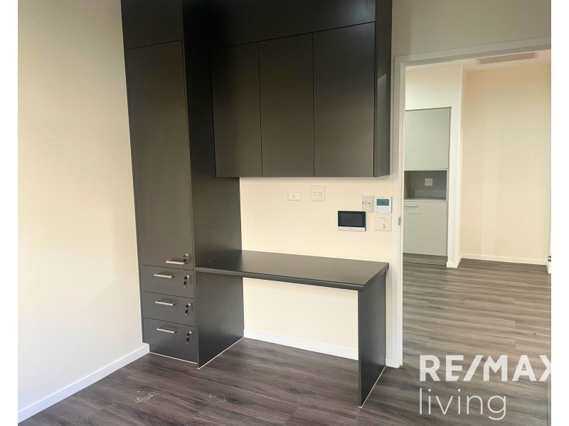 3B Discovery Close, Glass House Mountains QLD 4518