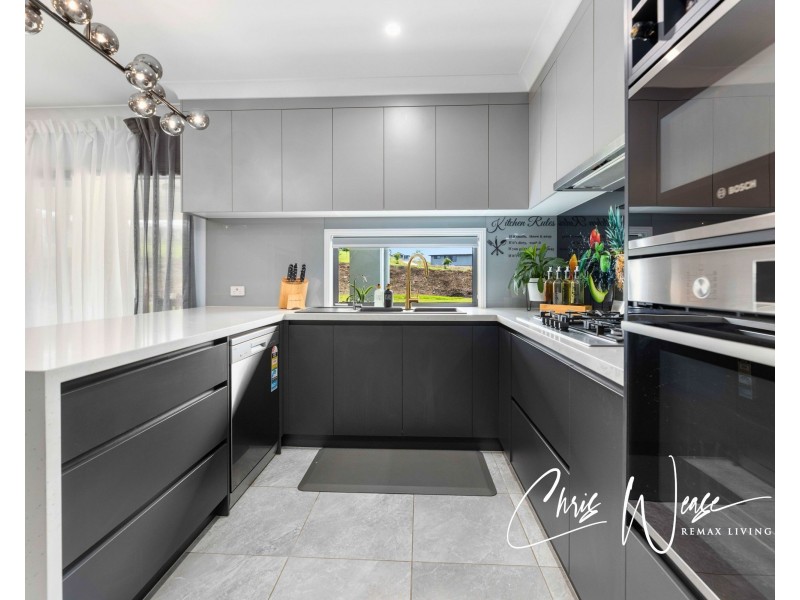 11 Atherton Place, Kilcoy QLD 4515