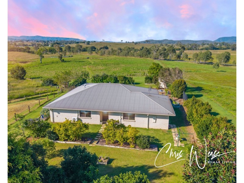76 Montana Place, Woolmar QLD 4515