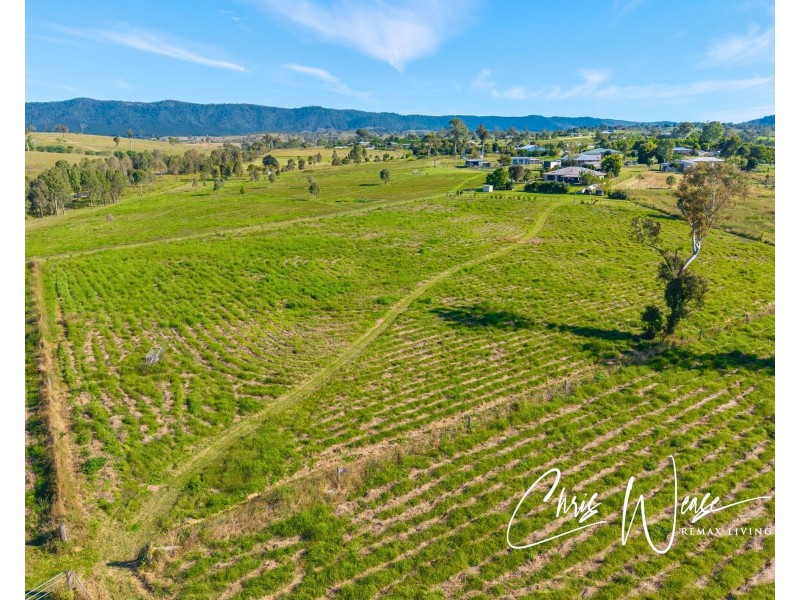 76 Montana Place, Woolmar QLD 4515