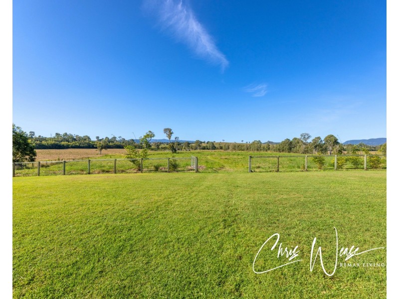76 Montana Place, Woolmar QLD 4515