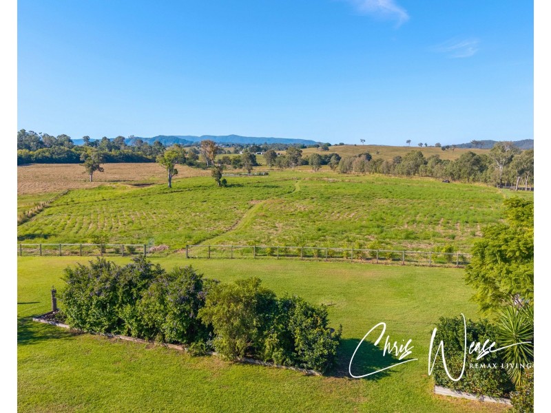 76 Montana Place, Woolmar QLD 4515