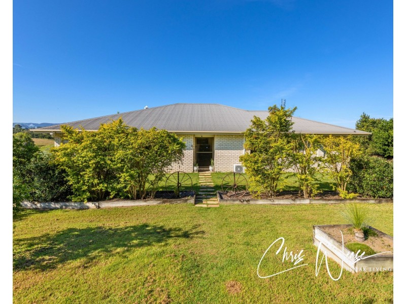 76 Montana Place, Woolmar QLD 4515