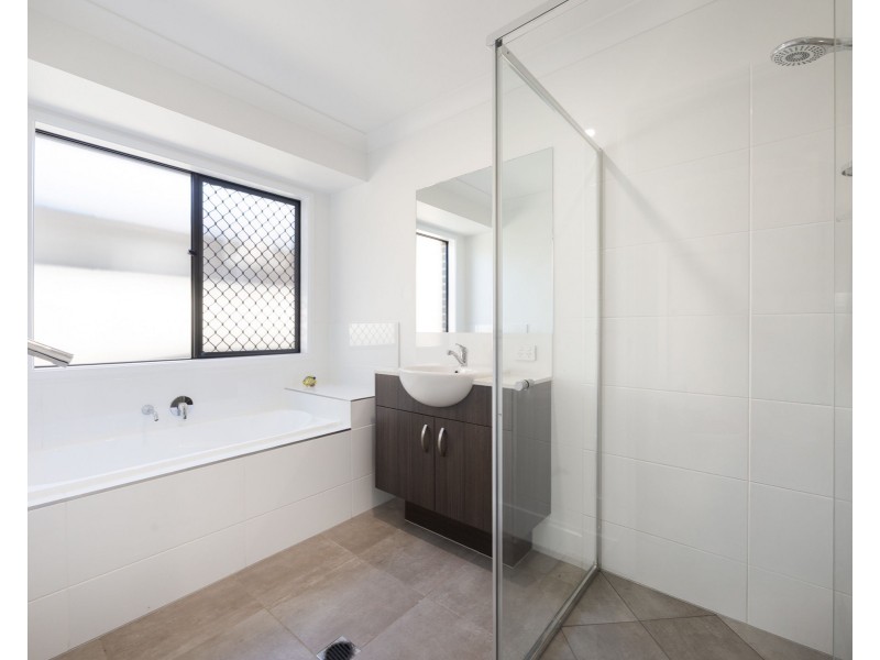 35 Riviera Street, Burpengary QLD 4505