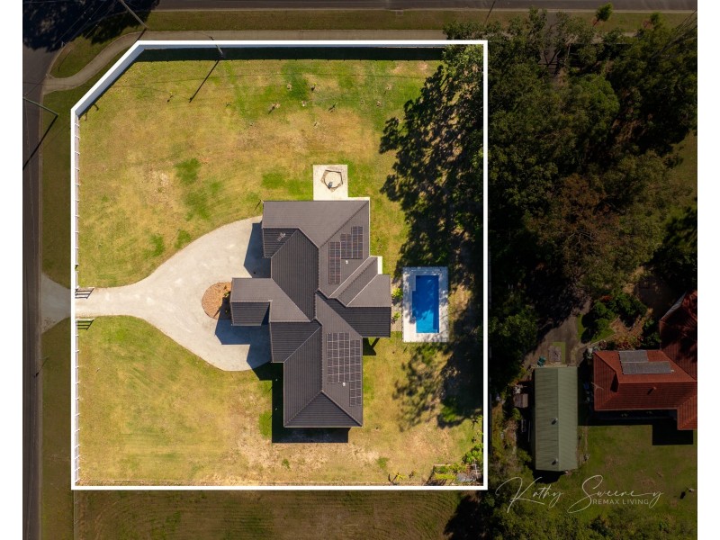 1 Riflebird Drive, Upper Caboolture QLD 4510