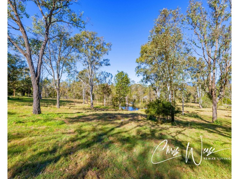 379 Villeneuve Road, Royston QLD 4515