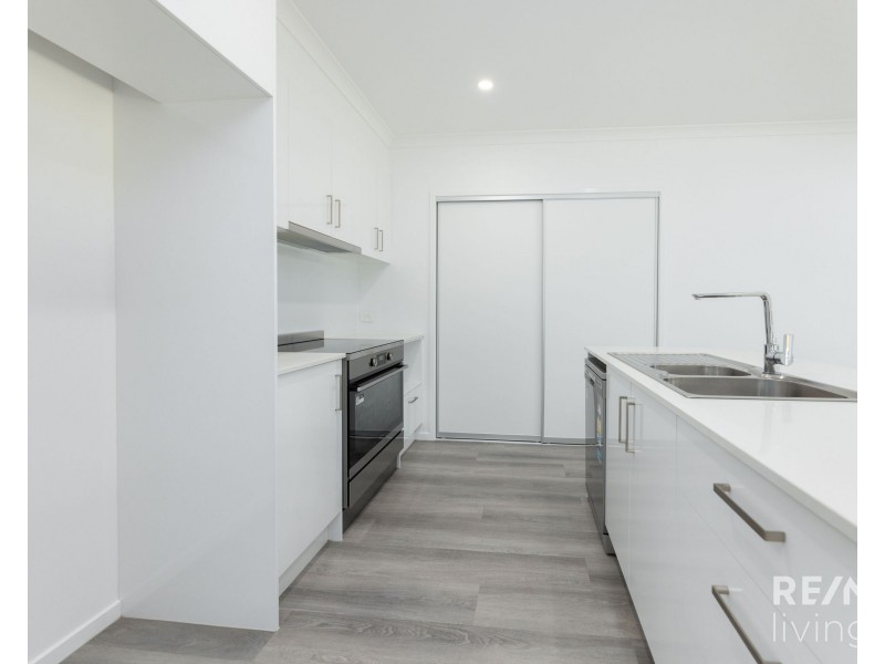 39 Hamilton Road, Woodford QLD 4514