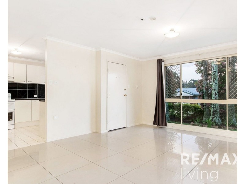 4 Small Court, Burpengary QLD 4505